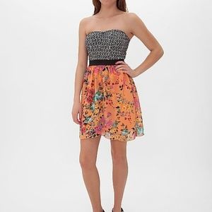 Buckle Love Fire strapless Dress